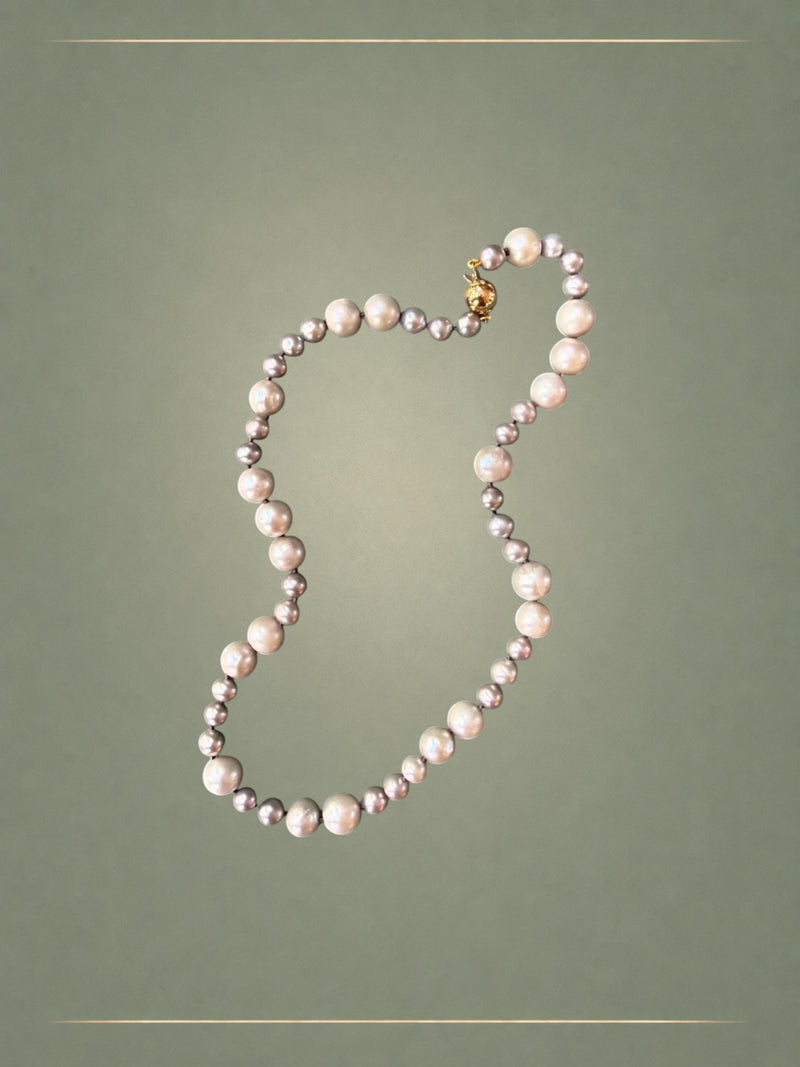 Infinite Loop 16" Necklace
