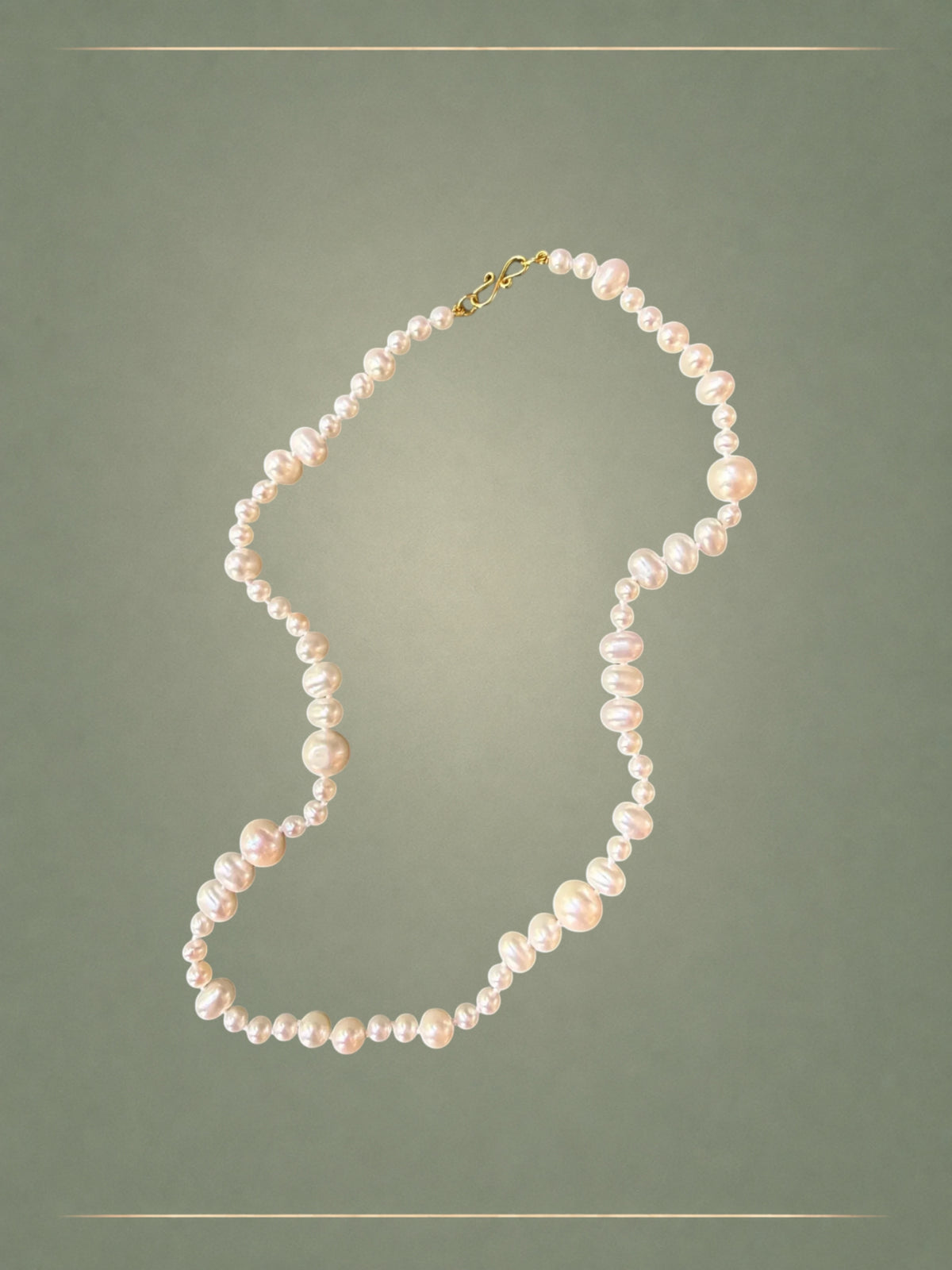 Lustre Necklace