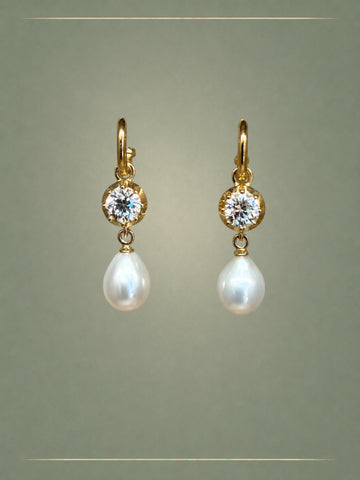 Velvet Pearl, Diamond & Gold Drop Earrings
